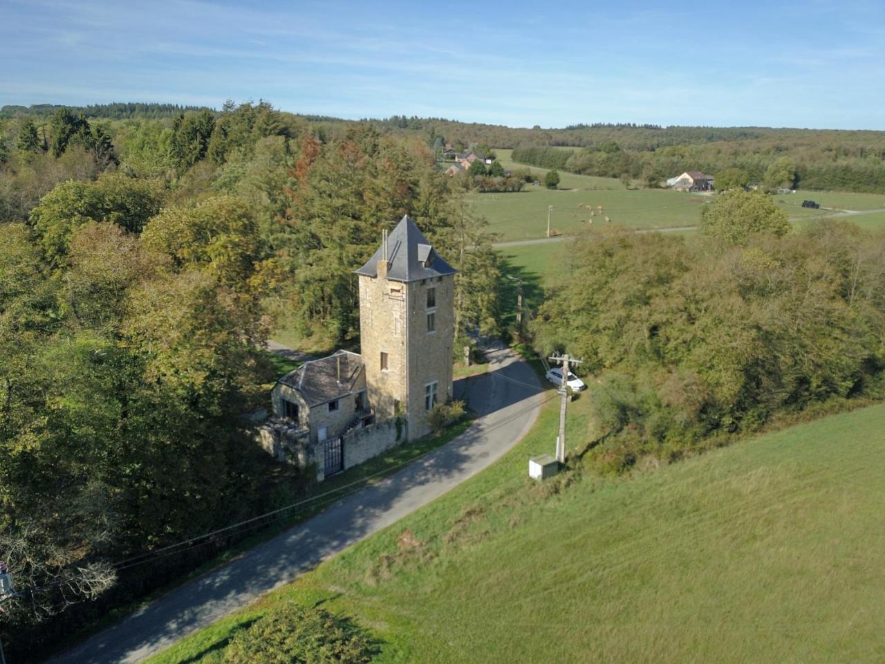 La Tour De Serinchamps Luaran gambar